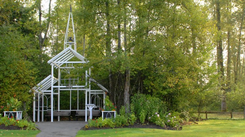 Bear Creek white metal gazebo