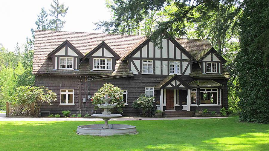 Brooksdale Estate