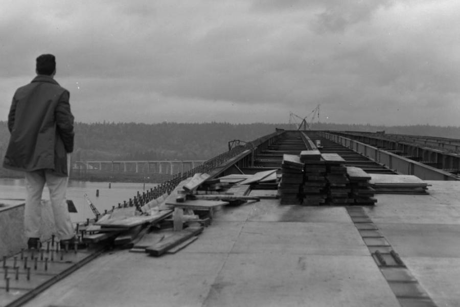 Port Man Bridge construction in 1963