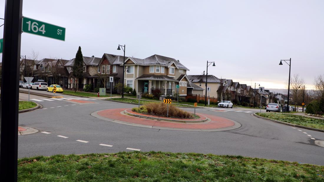 traffic circle at 164 street